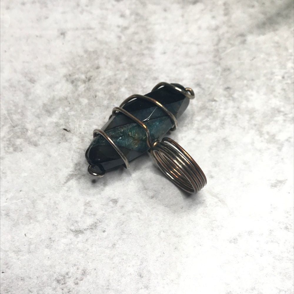 ALDO Granite Silver Wrapped Boho Maximalist Ring - Picture 4 of 6